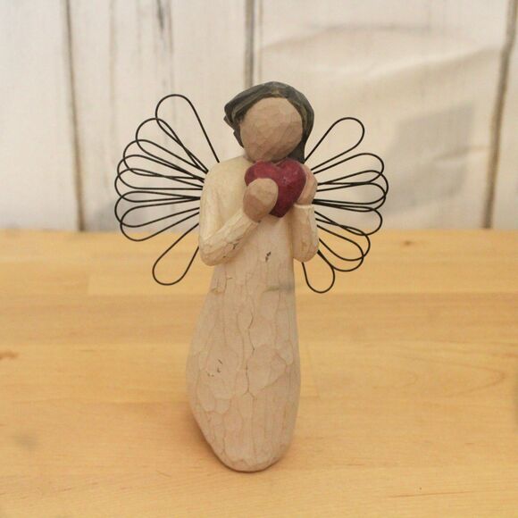 Vintage Willow Tree Figurine with Heart/Angel of the Heart - Picture 1 of 2